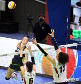 루소 '이 악물고'[포토]