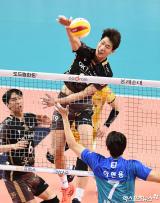 박창성 '강하게 때린다'[포토]