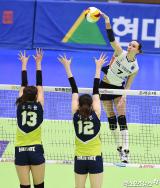 라자레바 '날아올라'[포토]