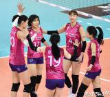 흥국생명 '서로를 격려하며'[포토]