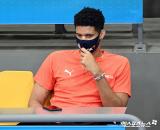 레오 '관중석에서 경기 보며'[포토]