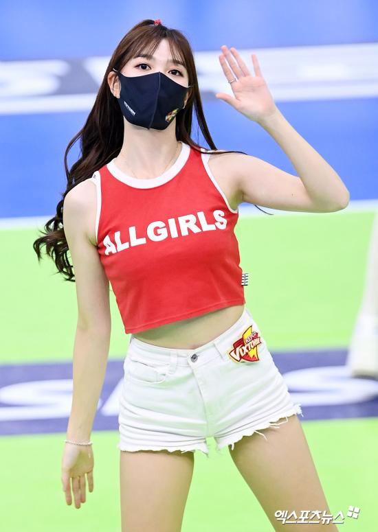 치어리더 유수아 '손 흔들며'[엑's HD포토]
