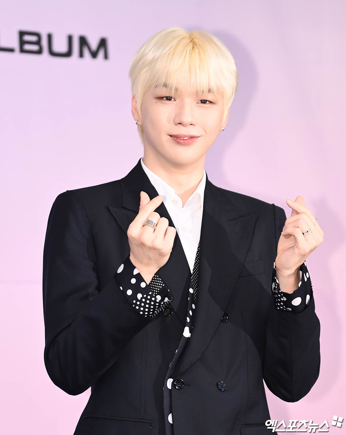 Kang Daniel Says His New Album  The Story  Is a Plaque He s Giving to Himself - 42