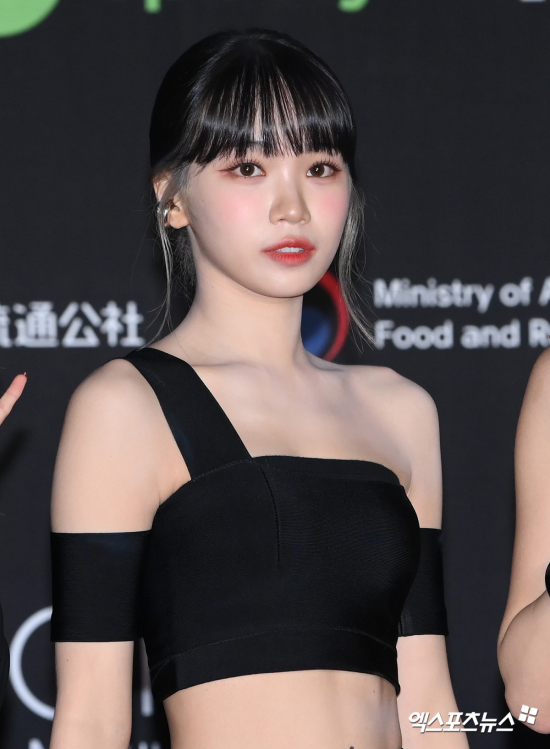 르세라핌 채원 '가녀린 허리'[엑's HD포토]