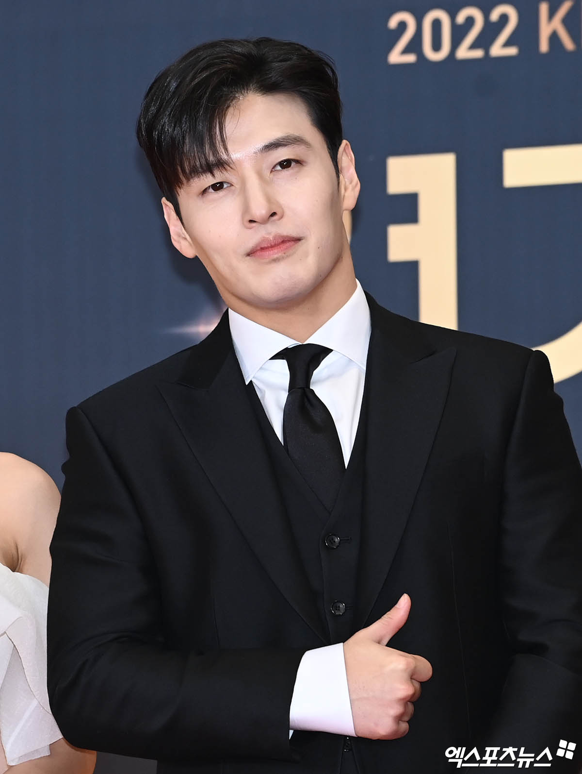 강하늘