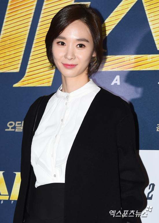 '판도라' 한수연, 스타잇엔터와 재계약…