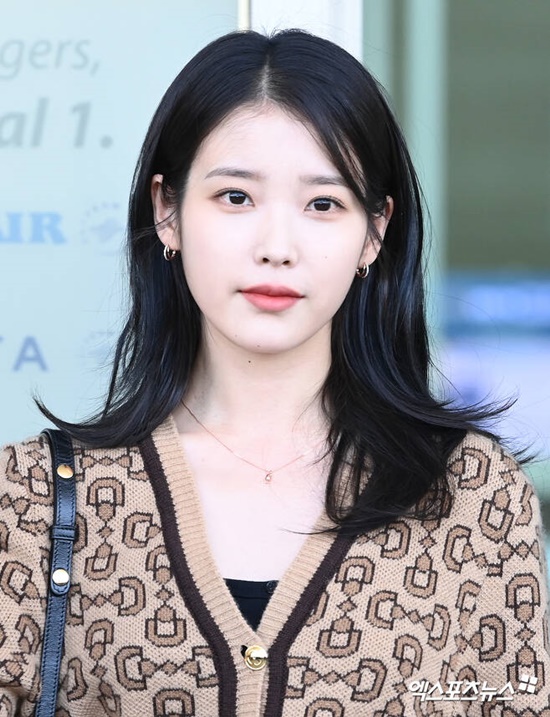 아이유 