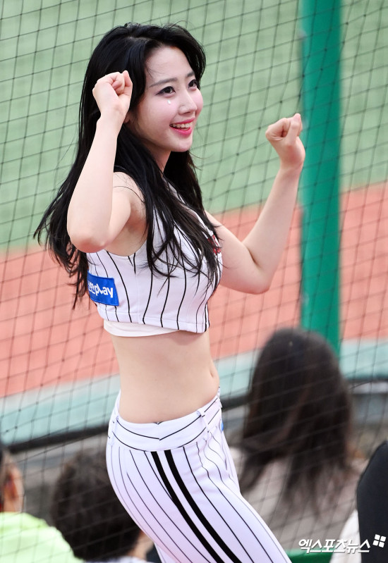치어리더 오윤솔 '막내의 상큼한 매력'[엑's HD화보]