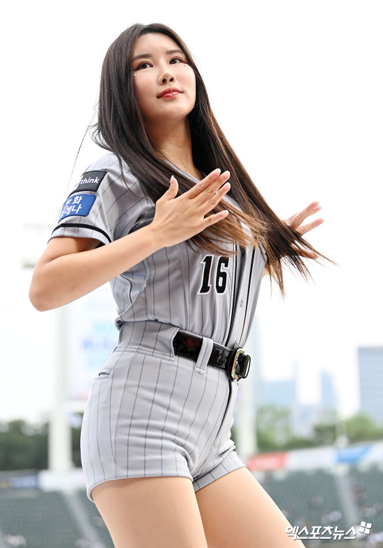 치어리더 유하영 '시선 사로잡는 몸매'[엑's HD포토]