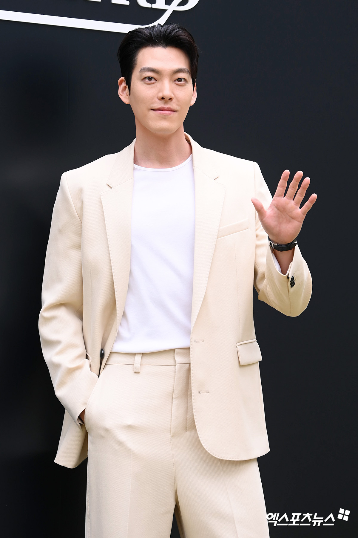 김우빈