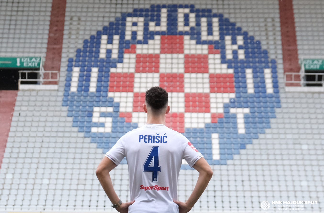 크로아티아 프로축구 1.HNL 하이두크 스플리트가 19일(한국시간) 토트넘 홋스퍼에서 뛰던 이반 페리시치를 임대 영입했다. 슾프리트(크로아티아)ㅣ하이두크 홈페이지