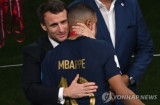 프랑스 대통령, 음바페 또 괴롭히네…"파리 올림픽 간다고 레알에 말해"