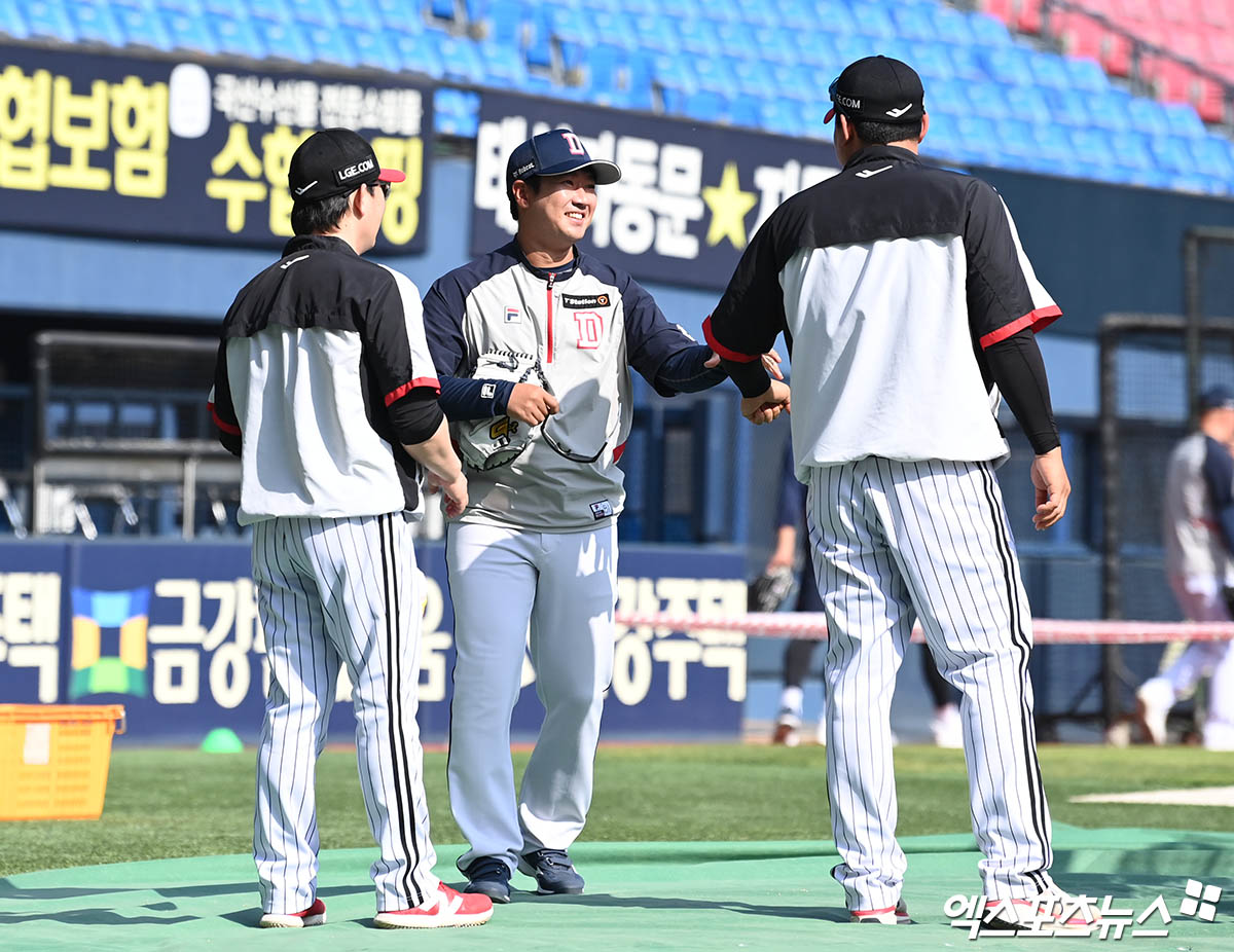  김지용 코치는 3일 잠실구장에서 열릴 '2024 신한 SOL Bank KBO 리그' LG 트윈스와 주말 3연전 첫 번째 맞대결을 앞두고 1군에 합류. 1군 불펜코치를 맡는다. 잠실, 박지영 기자