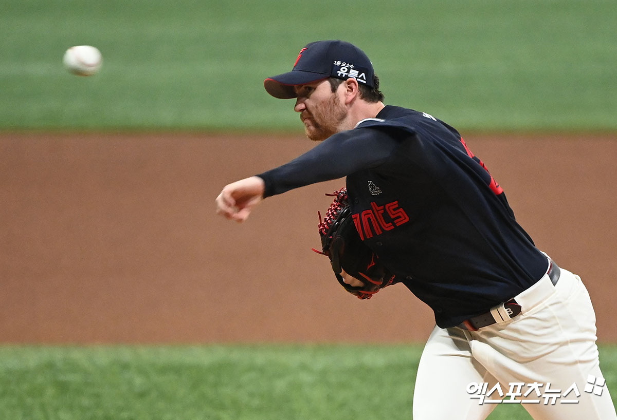 반즈는 8일 사직구장에서 열릴 '2024 신한 SOL Bank KBO 리그' 한화 이글스와 맞대결에서 선발 등판한다. 엑스포츠뉴스 DB