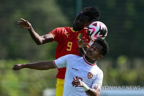 신태용 감독이 이끄는 인도네시아 23세 이하(U-23) 축구대표팀이 9일 프랑스 클레르퐁텐에서 열린 2024 파리 하계올림픽 남자축구 대륙간 플레이오프에서 아프리카 기니에 0-1로 패해, 본선행이 끝내 좌절됐다. 그러나 인도네시아는 국제축구연맹(FIFA) 랭킹 134위 약체임에도 불구하고 한국을 누르고 U-23 아시안컵 8강에 진출하는 등 아름다운 도전으로 박수를 받았다. 연합뉴스