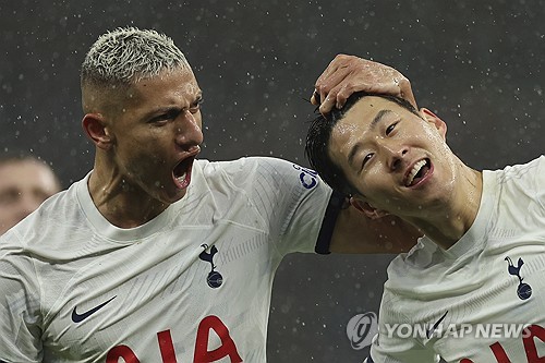 도리발 브라질 축구 국가대표팀 감독이 11일(한국시간) 오는 6월 미국에서 열리는 남미축구연맹(CONMEBOL) 코파 아메리카에 출전할 브라질 축구 대표팀 명단을 발표하면서 히샬리송이 제외된 이유에 대해 설명했다. 번리와의 홈 경기를 앞둔 손흥민은 다시 최전방 스트라이커로 나설 가능성이 높다. 연합뉴스