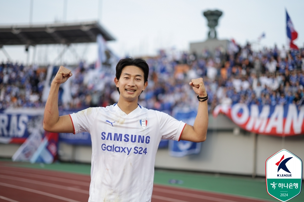 이번 시즌 4골 4도움으로 기량이 한껏 올라온 스트라이커 김현이 천안시티FC와의 리그 11라운드에 선발 출전한다. 사진 한국프로축구연맹
