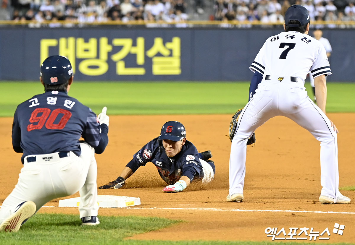 롯데 자이언츠 외야수 황성빈. 5월 17일 서울 잠실야구장에서 열린 2024 신한 SOL Bank KBO리그 두산 베어스와 팀 간 4차전에 1번타자 겸 좌익수로 선발출전, 3타수 2안타 1득점 1도루 2볼넷을 기록하며 팀의 5-1 승리를 이끌었다. 특히 8회초 빠른 발을 앞세운 재치 넘치는 주루 플레이가 돋보였다. 사진 김한준 기자