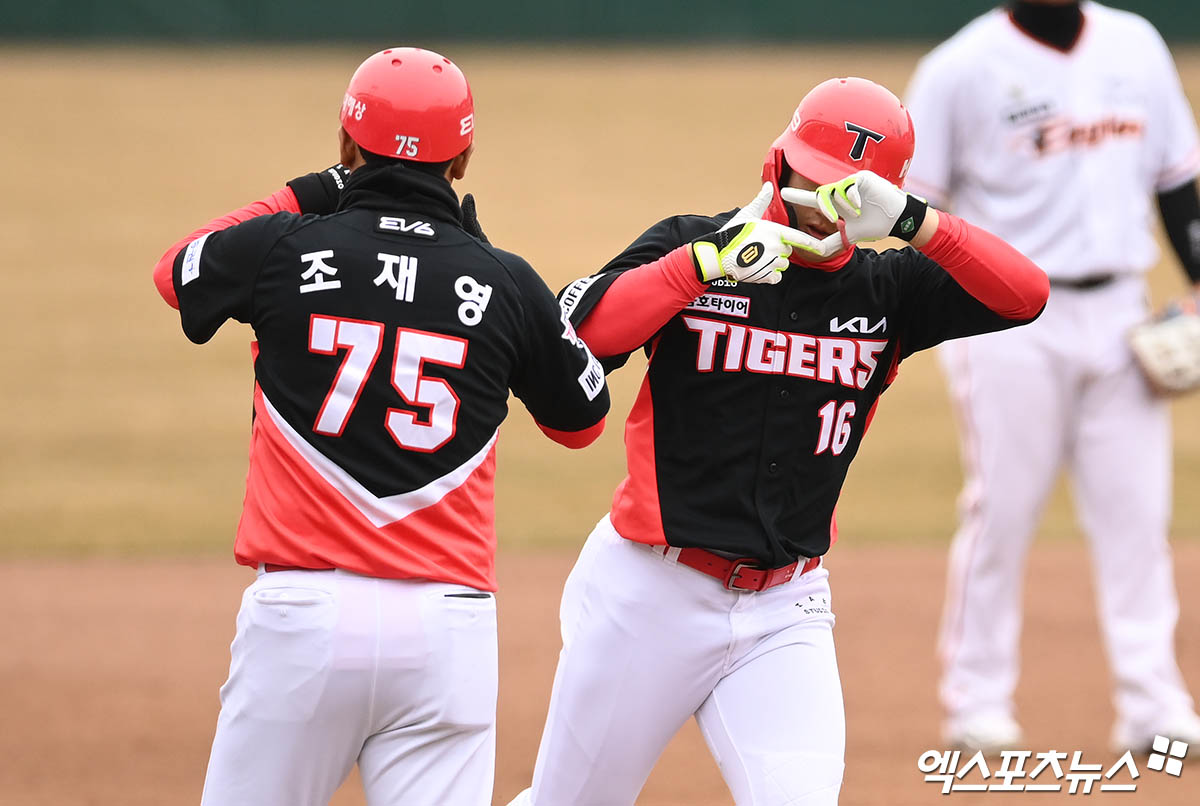 최원준은 30일 창원 NC파크에서 열린 '2024 신한 SOL Bank KBO 리그' NC 다이노스와 주중 3연전 마지막 경기에서 9번타자 우익수로 선발 출전. 3회초 적시타로 결승타를 기록했다. 동시에 23타수 무안타를 침묵도 끊어냈다. 엑스포츠뉴스 DB