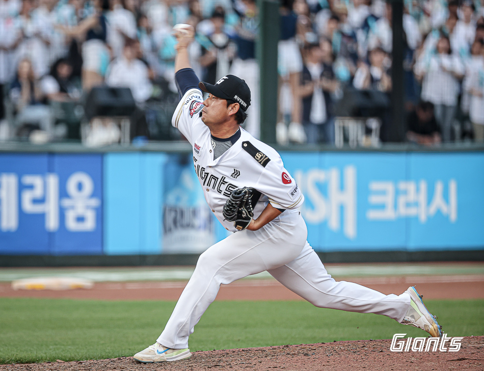 김상수는 7일 사직구장에서 열린 '2024 신한 SOL Bank KBO 리그' SSG와 주말 3연전 첫 경기에서 구원 등판. 2이닝 무실점 홀드로 팀 승리를 지켜냈다. 롯데 자이언츠