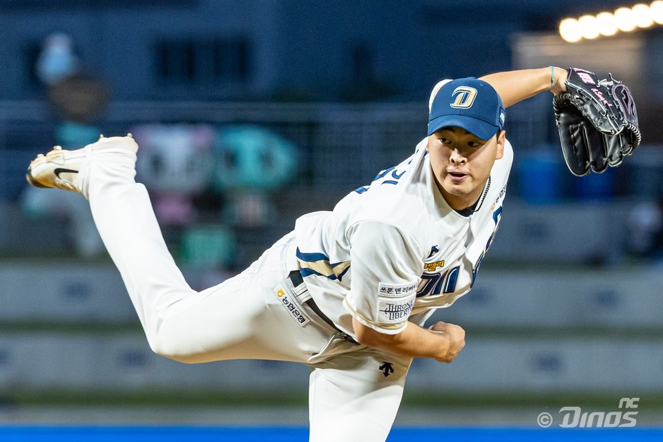 송명기는 11일 창원 NC파크에서 열린 '2024 신한 SOL Bank KBO 리그' KT와 주중 3연전 첫 경기에서 구원 등판. 1⅔이닝을 깔끔하게 틀어막아 승리 투수가 됐다. NC 다이노스