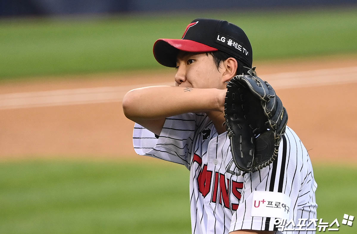 LG 투수 이상영은 16일 잠실구장에서 열릴 '2024 신한 SOL Bank KBO 리그' 롯데와 주말 3연전 마지막 경기 선발 등판한다. 엑스포츠뉴스 DB