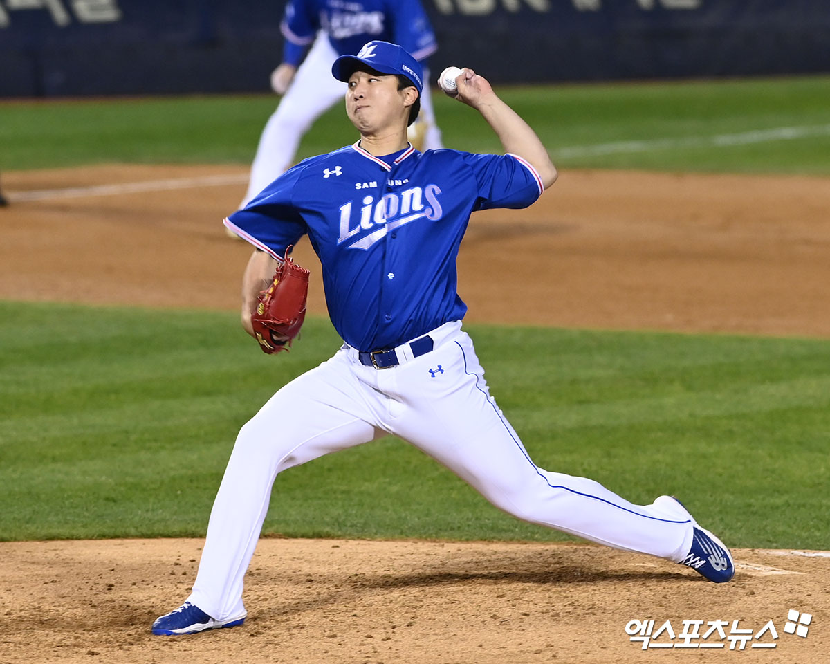 19일 경산볼파크에서 열린 2024 메디힐 KBO 퓨처스리그 KIA 타이거즈와 삼성 라이온즈의 경기, 올해 첫 실전에 나선 삼성 선발투수 최채흥이 3이닝 2피안타 무사사구 2탈삼진 무실점을 기록했다. 엑스포츠뉴스 DB