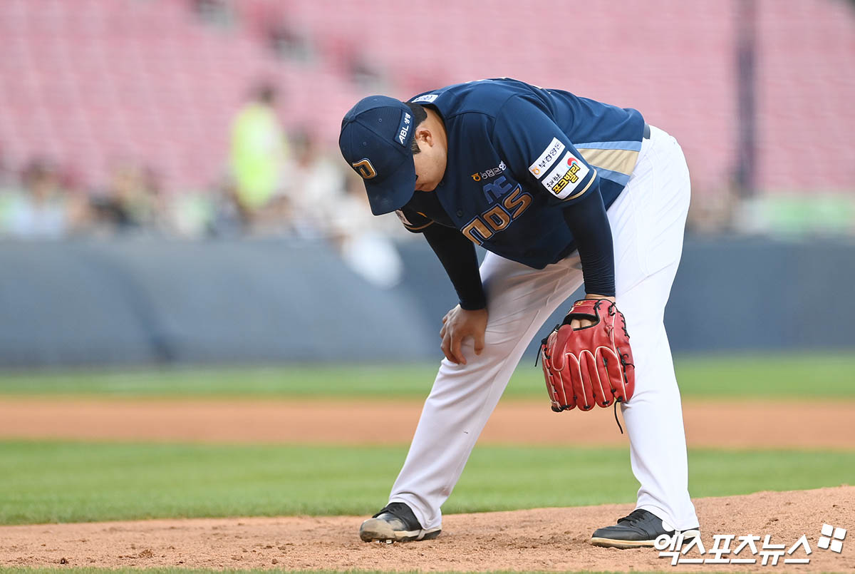 신민혁은 20일 잠실구장에서 열린 '2024 신한 SOL Bank KBO 리그' 두산과 주중 3연전 마지막 경기에 선발 등판했다. 이날 7이닝 2실점으로 활약해 팀의 0-2 패배에도 눈길을 끌었다. 엑스포츠뉴스 DB