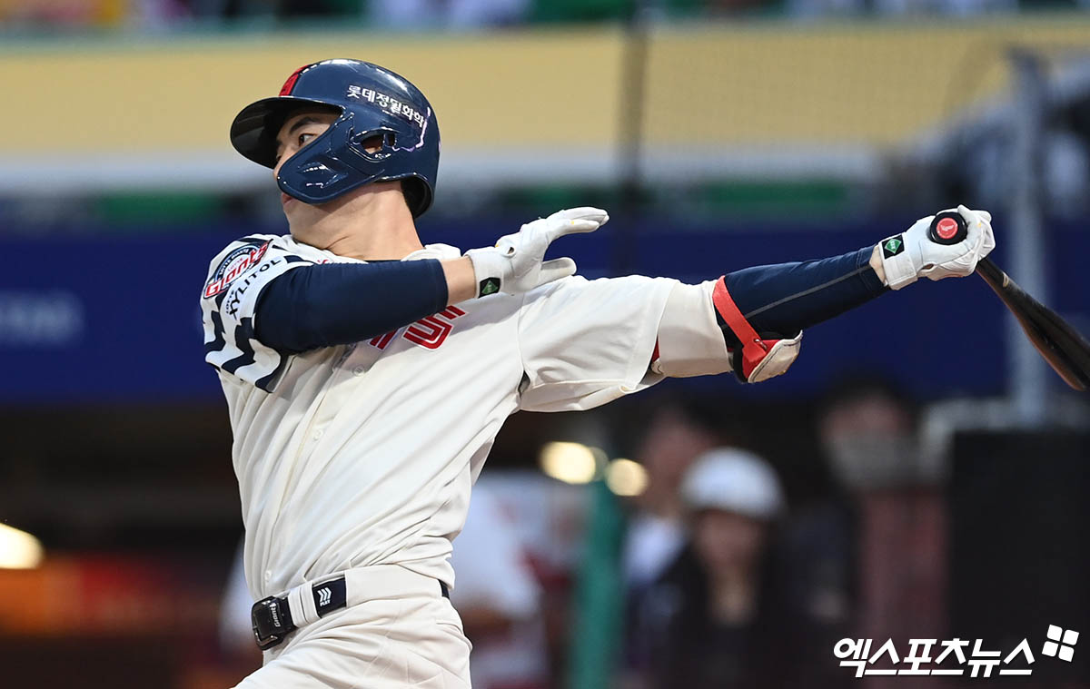 롯데 외야수 이인한은 5일 인천 SSG랜더스필드에서 열린 '2024 신한 SOL Bank KBO 리그 올스타전 프라이데이' 퓨처스리그 올스타전에서 6회말 대타로 교체 출전했다. 2타점 적시타를 쳐 팀 승리에 힘을 보탰다. 인천, 박지영 기자