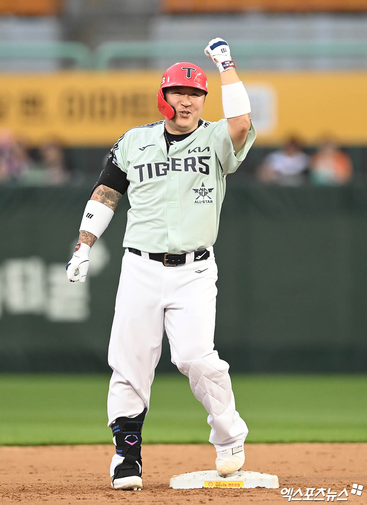 KIA 외야수 최형우는 6일 인천 SSG랜더스필드에서 열린 '2024 신한 SOL Bank KBO 리그 올스타전'에서 나눔 올스타의 6번 지명타자로 선발 출전했다. 2회초 선취점을 만드는 솔로 홈런을 쳤다. 인천, 박지영 기자