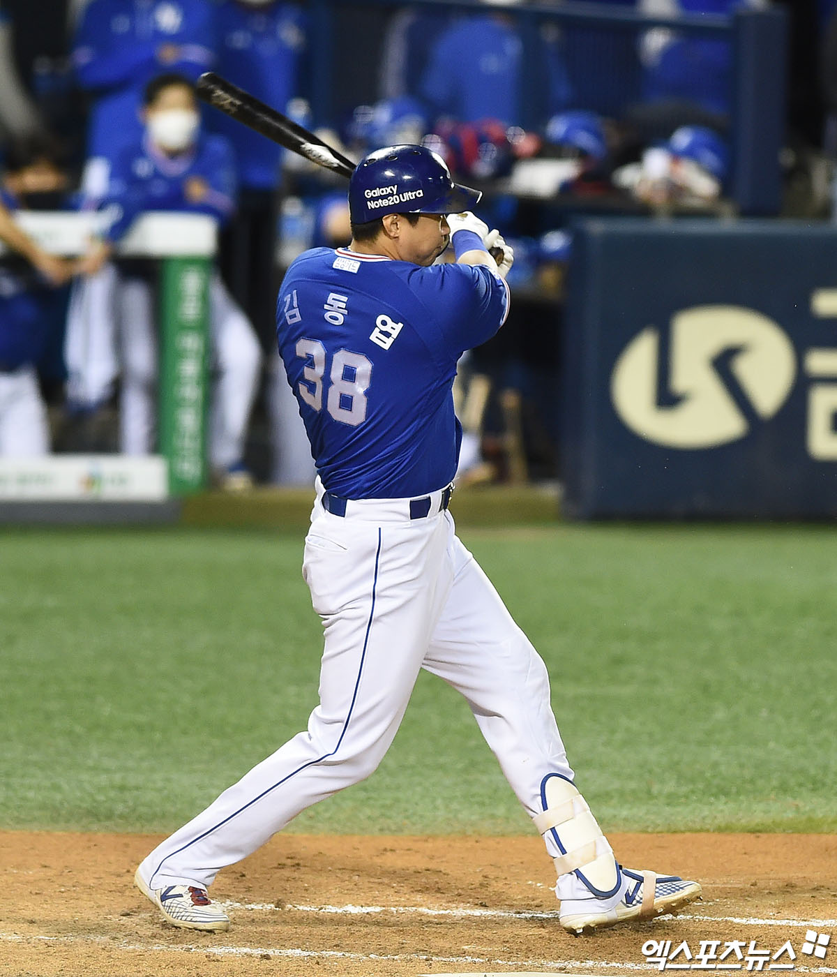 삼성 외야수 김동엽은 30일 잠실구장에서 열릴 '2024 신한 SOL Bank KBO 리그' LG와 주중 3연전 첫 번째 맞대결에서 6번 지명타자로 선발 출전한다. 주포들이 대거 빠진 라인업에서 부족한 장타를 생산해야 한다. 엑스포츠뉴스 DB