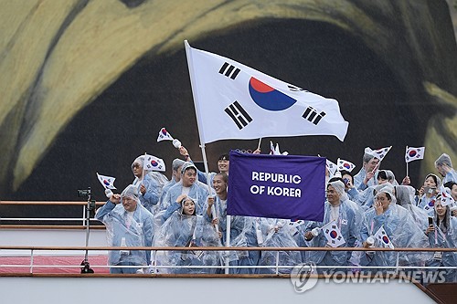 개회식에서 '한국'이 '북한'으로 소개되고, 남자 펜싱 사브르 금메달리스트 오상욱을 오상구로 표기해 물의를 빚은 파리 올림픽이 이번엔 태권도 발차기 장면을 올리면서 해시태그에 유도를 써서 논란이 되고 있다. 그야말로 기본도 지키지 못하는 파리 올림픽 조직위원회와 국제올림픽위원회(IOC) 행태가 도를 넘어섰다는 지적이다. 연합뉴스