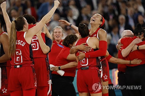 미국 여자 농구 대표팀이 11일(현지시각) 프랑스 파리 사우스 파리 아레나에서 열린 프랑스 여자 대표팀과의 농구 여자 결승전에서 67-66으로 승리하며 금메달을 가져갔다. 이 금메달로 미국은 중국과 금메달 40개로 동률을 이뤘고 은메달 개수에서 앞서 올림픽 종합 순위 1위에 올랐다. 연합뉴스