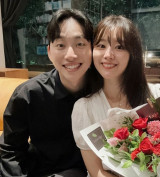 '10월 결혼' 송지은, ♥박위 깜짝 프로포즈에…내 대답은 당연히 Yes