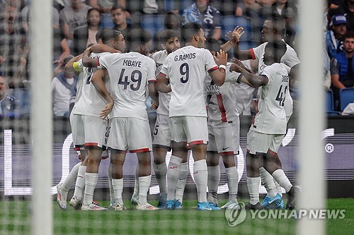 축구통계업체 옵타는 17일 이강인의 2024-2025시즌 리그1 개막전 첫 골이 리그 역대 개막전에서 두 번째로 빠른 기록이라고 소개했다. 이강인은 이날 르아브르전에서 2분 4초 만에 시즌 전체 첫 골을 터트렸다. 연합뉴스