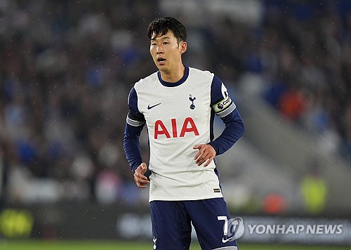 영국 TBR풋볼은 22일(한국시간) '오도베르가 팀 훈련에서 한 일은 안지 포스테코글루 감독의 '미싱링크'를 증명할 수 있다'면서 오도베르가 36.17km/h의 속도를 기록해 스피드로 유명한 비니시우스 주니오르(레알마드리드)보다 빠르다며 토트넘에 큰 도움이 될 거라고 주장했다. SNS