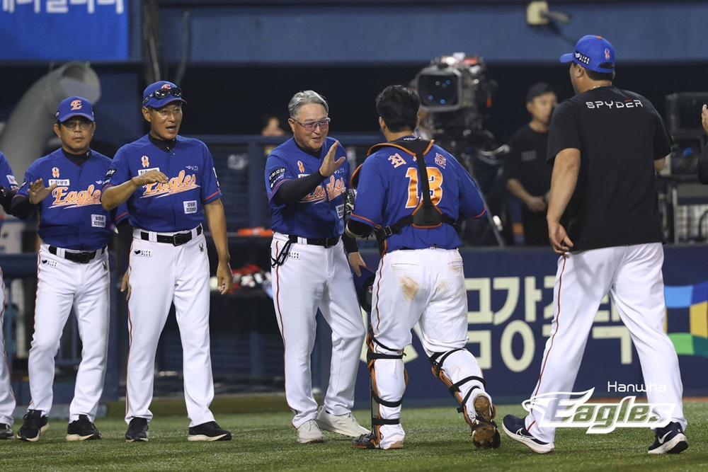 한화가 최근 10경기 7승 3패로 5강 경쟁에 제대로 뛰어들었다. 김경문 감독도 지난 주말 SSG전 스윕을 계기로 마지막 기회를 잡았다고 바라봤다. 한화 이글스