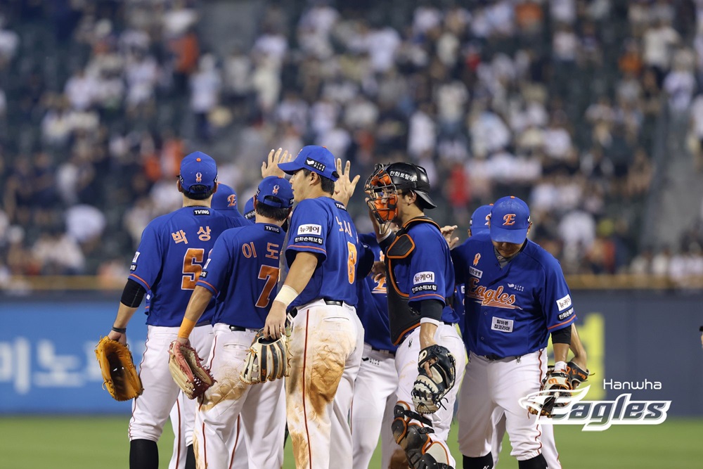 한화가 8월 25일 잠실 두산전에서 3-1로 승리해 7020일 만에 두산전 스윕 승리를 거뒀다. 한화 이글스