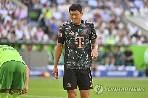 바이에른 뮌헨이 30일(한국시간) 공식 홈페이지를 통해 김민재와 우파메카노가 개인 훈련을 진행했다고 발표했다. 연합뉴스