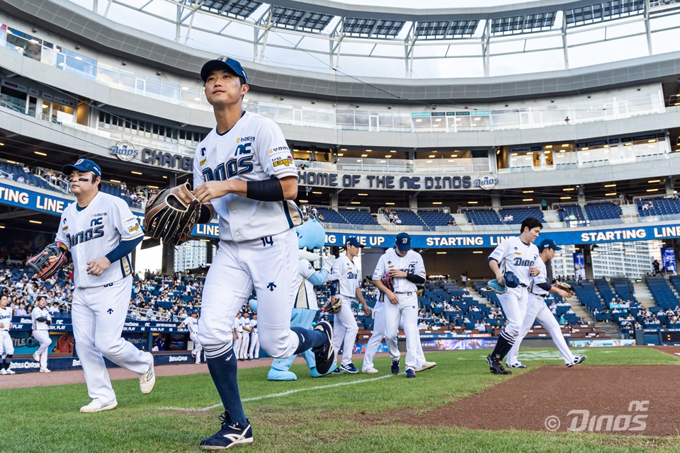 NC는 3일 창원 NC파크에서 열린 '2024 신한 SOL Bank KBO 리그' 키움과 주중 3연전 첫 번째 경기에서 11-2로 승리했다. NC 다이노스