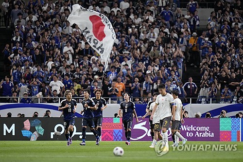 일본은 5일(한국시간) 일본 사이타마의 사이타마 스타디움 2002에서 열린 중국과의 2026 국제축구연맹(FIFA) 북중미 월드컵 아시아 지역 3차예선 C조 1차전에서 7-0으로 이겼다. 조 1위와 2위가 월드컵 본선으로 직행하는 3차예선에서 일본은 첫 경기부터 7골 차 압승을 거두며 기분 좋게 예선을 시작했다. 연합뉴스