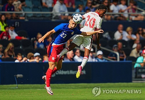 올 상반기 대한축구협회와 축구대표팀 감독직 협상을 했으나 사인에 실패한 제시 마쉬 캐나다 축구대표팀 감독이 67년 만에 미국 원정에서 승리를 거뒀다. 마쉬 감독이 이끄는 캐나다는 8일 미국 캔자스주 캔자스시티의 칠드런스 머시 파크에서 열린 친선 경기에서 미국을 2-1로 제압했다. 1957년 스웨덴 월드컵 예선 이후 첫 미국 원정 승리를 거뒀다. 연합뉴스