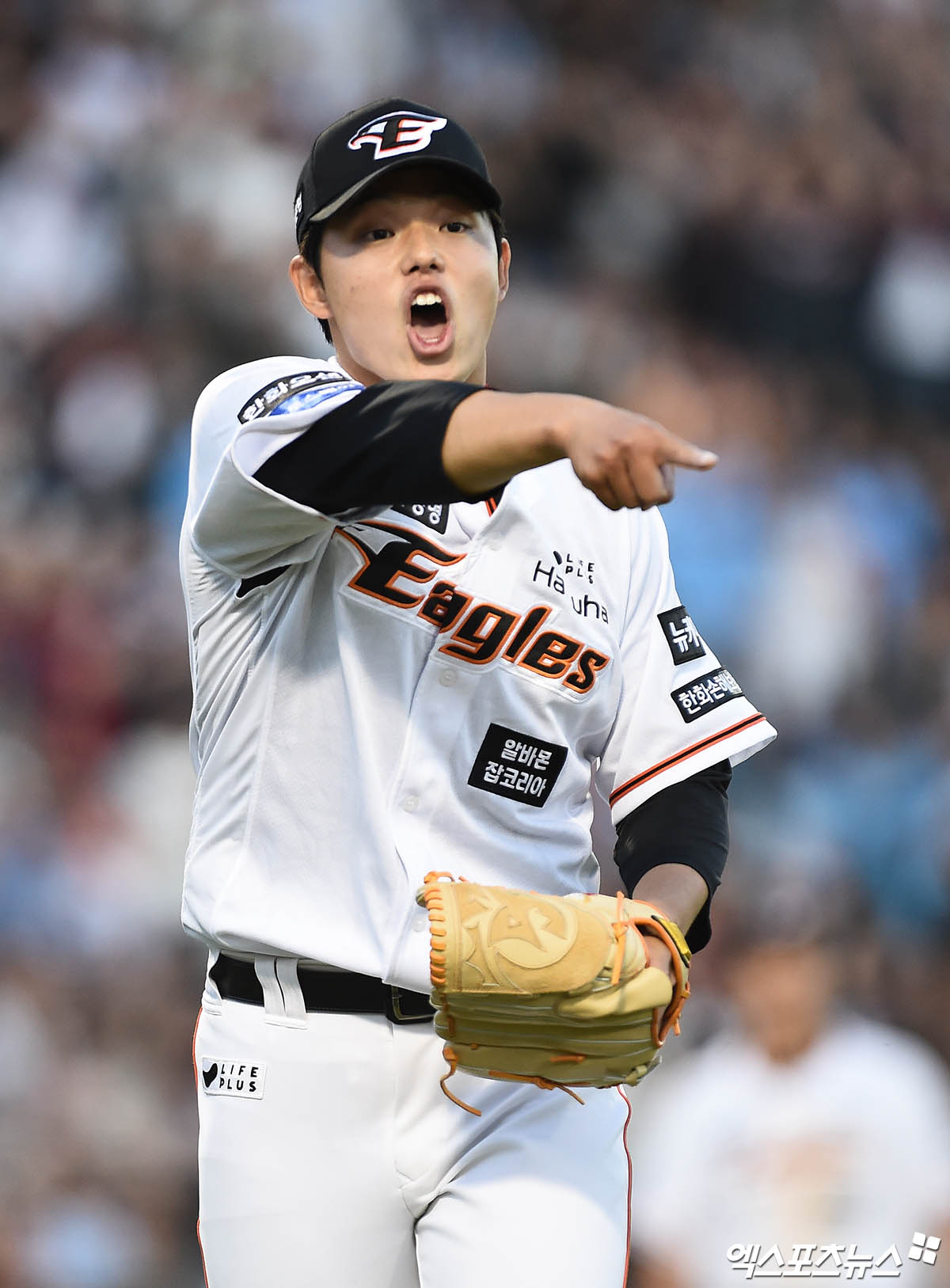 한화는 8일 잠실구장에서 열린 '2024 신한 SOL Bank KBO 리그' LG와 팀 간 15차전 맞대결에서 3-14로 대패했다. 이날 패배로 팀은 리그 7위로 한 계단 내려갔다. 에이스 문동주(사진)의 부재가 아쉬웠던 경기였다. 엑스포츠뉴스 DB