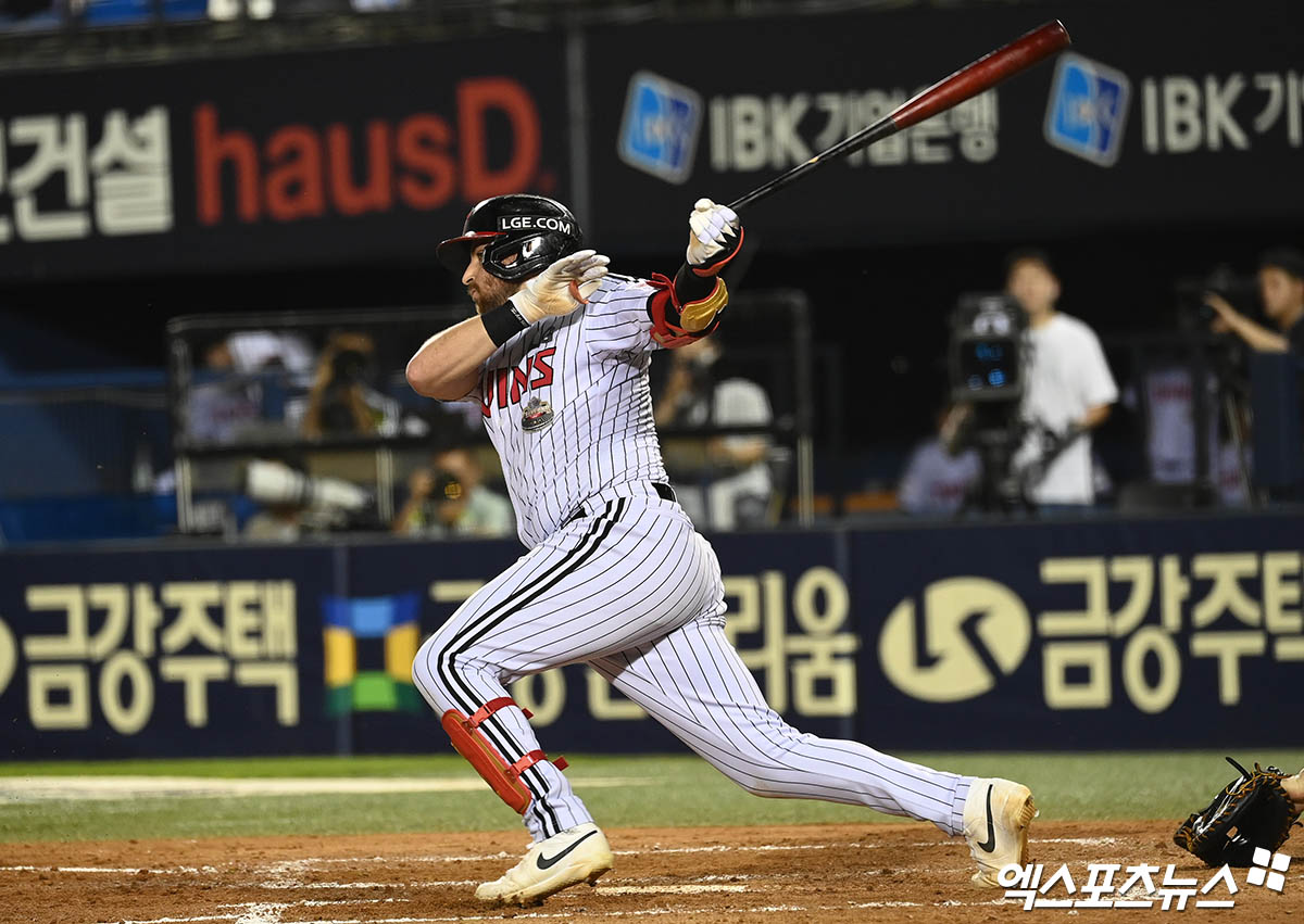 LG 내야수 오스틴은 '2024 신한 SOL Bank KBO 리그' 8월 월간 MVP에 선정됐다. 엑스포츠뉴스 DB 