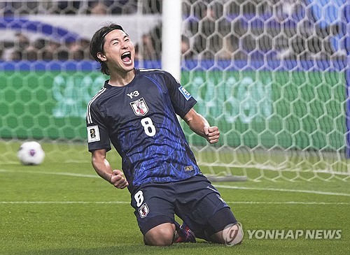 모리야스 하지메 감독이 이끄는 일본 축구 대표팀이 11일(한국시간) 바레인 리파의 바레인 국립경기장에서 열린 바레인과의 2026 국제축구연맹(FIFA) 북중미 월드컵(캐나다-미국-멕시코 공동 개최) 아시아 지역 C조 2차전에서 5-0 대승을 거두며 2연승을 달렸다. 연합뉴스