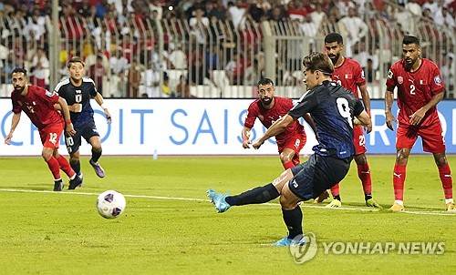 모리야스 하지메 감독이 이끄는 일본 축구 대표팀이 11일(한국시간) 바레인 리파의 바레인 국립경기장에서 열린 바레인과의 2026 국제축구연맹(FIFA) 북중미 월드컵(캐나다-미국-멕시코 공동 개최) 아시아 지역 C조 2차전에서 5-0 대승을 거두며 2연승을 달렸다. 연합뉴스