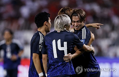 모리야스 하지메 감독이 이끄는 일본 축구 대표팀이 11일(한국시간) 바레인 리파의 바레인 국립경기장에서 열린 바레인과의 2026 국제축구연맹(FIFA) 북중미 월드컵(캐나다-미국-멕시코 공동 개최) 아시아 지역 C조 2차전에서 5-0 대승을 거두며 2연승을 달렸다. 연합뉴스