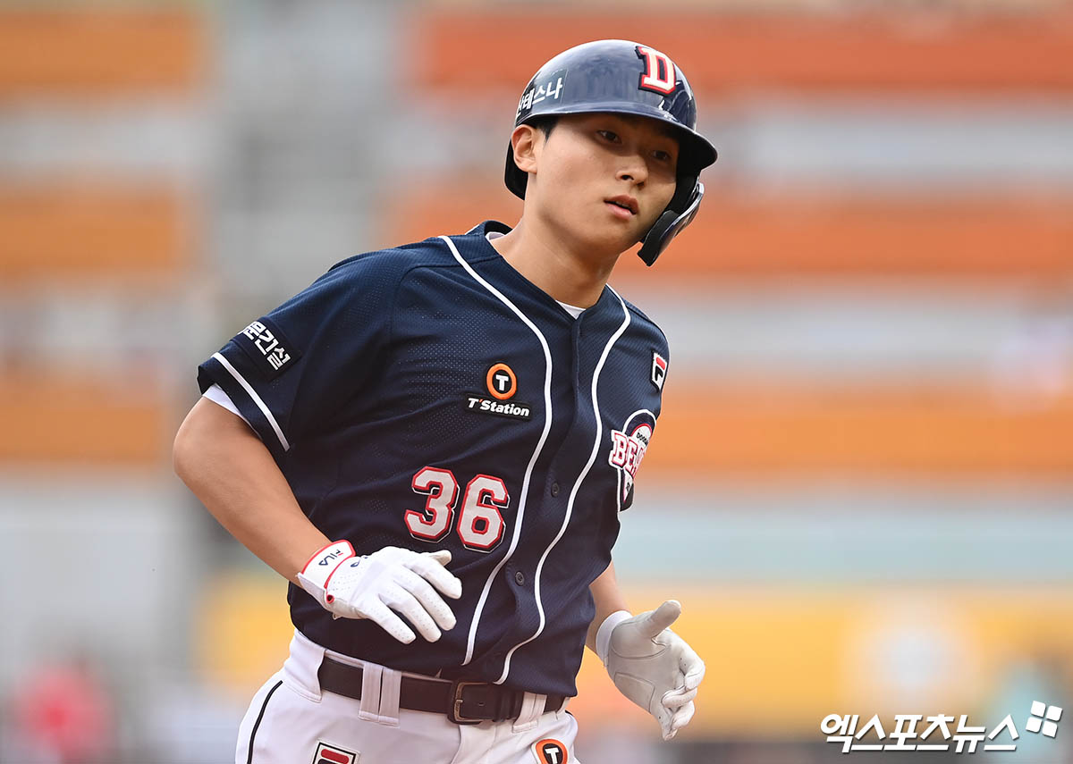 두산 내야수 임종성은 22일 잠실구장에서 열릴 '2024 신한 SOL Bank KBO 리그' LG와 팀 간 마지막 맞대결에서 1군 콜업됐다. 생애 첫 1군 등록이다. 엑스포츠뉴스 DB