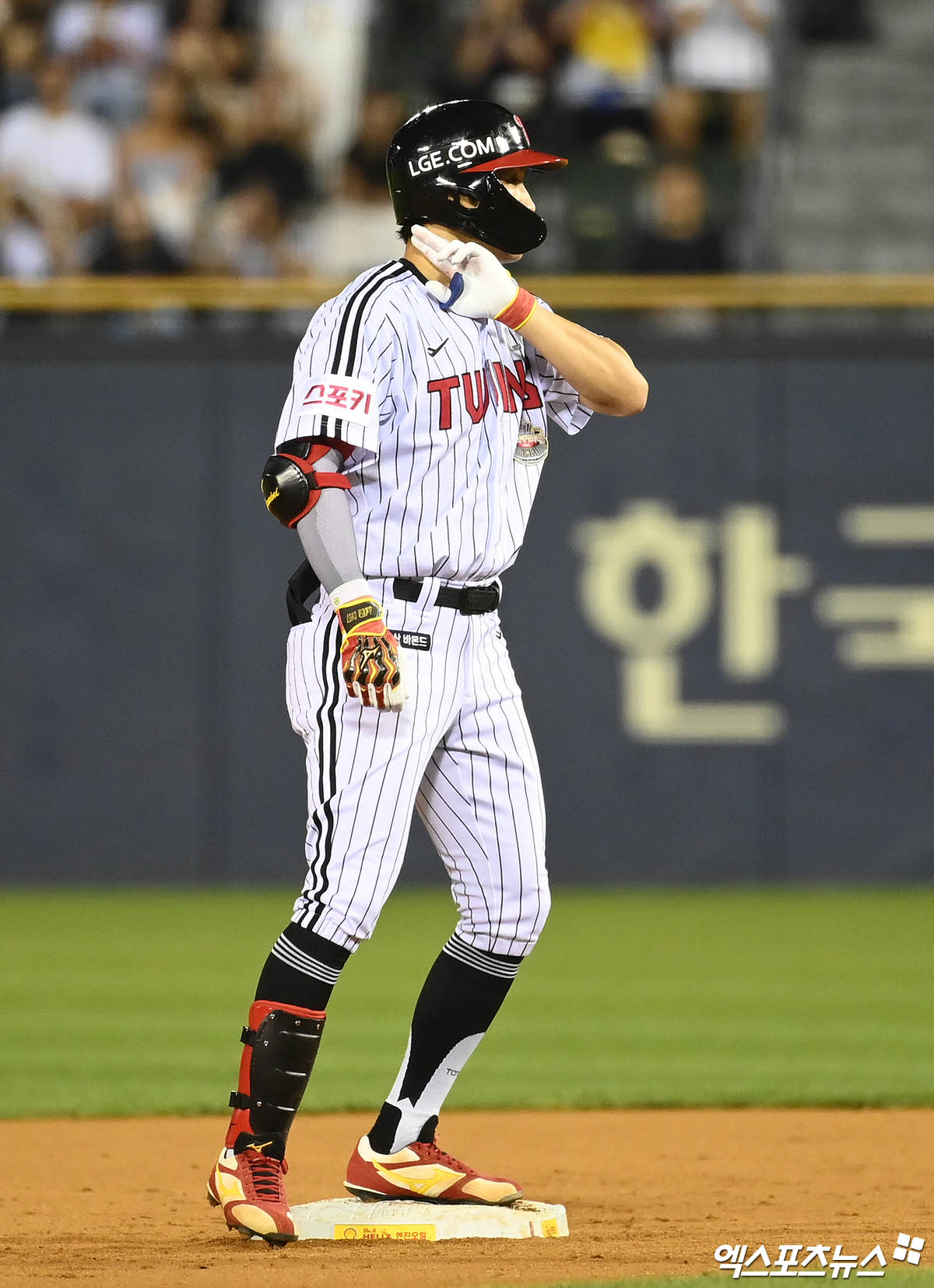 LG 외야수 박해민은 6일 잠실구장에서 열릴 '2024 신한 SOL Bank KBO 포스트시즌' KT와 준플레이오프(5전 3승제) 2차전을 앞두고 승리를 향한 힘찬 각오를 밝혔다. 엑스포츠뉴스 DB