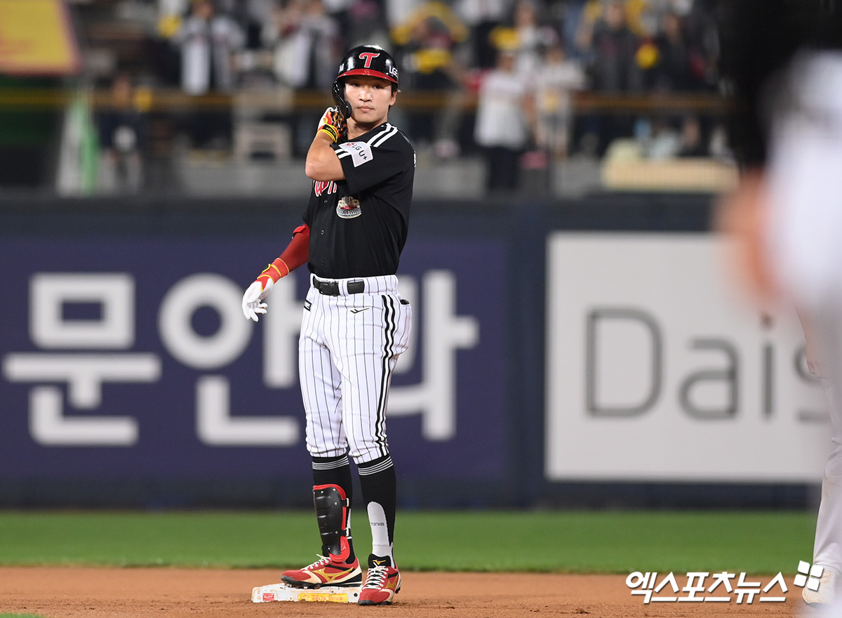 LG 외야수 박해민은 9일 수원 KT위즈파크에서 열릴 '2024 신한 SOL Bank KBO 포스트시즌' KT 위즈와 준플레이오프(5전 3승제) 4차전을 앞두고 취재진을 만나 후배 문보경을 향한 조언을 건넸다. 엑스포츠뉴스 DB